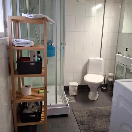 Guesthouse Taehkae - Scandinavian Style Wooden House 15 Mins To Vuosaari Harbour Dağ evi Helsinki