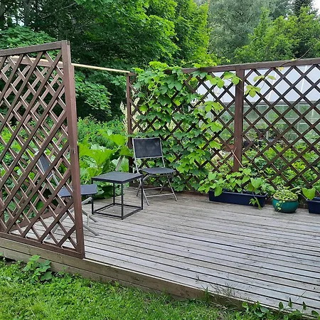 Dağ evi Guesthouse Taehkae - Scandinavian Style Wooden House 15 Mins To Vuosaari Harbour *