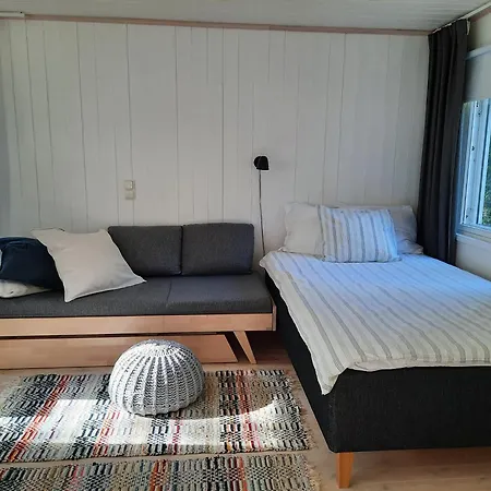 Guesthouse Taehkae - Scandinavian Style Wooden House 15 Mins To Vuosaari Harbour